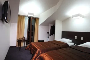 Twin-rooms-Cascade-hotel_rs